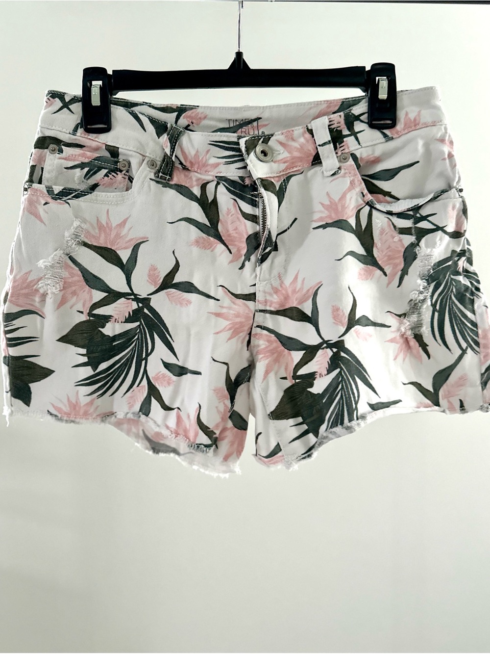 Time and Tru White Denim Shorts with Pink Floral Print - Picture 2 of 6
